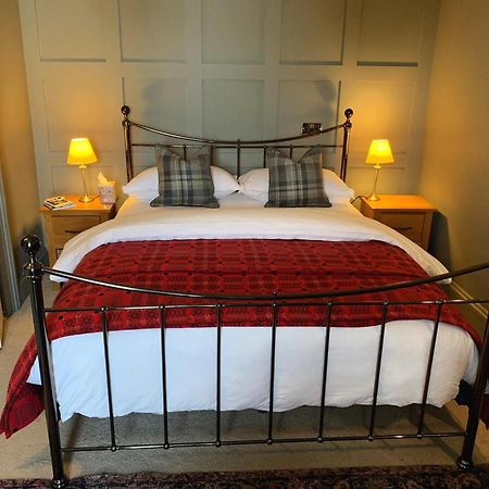 Dylan Thomas Sea View Bed & Breakfast Laugharne Ngoại thất bức ảnh